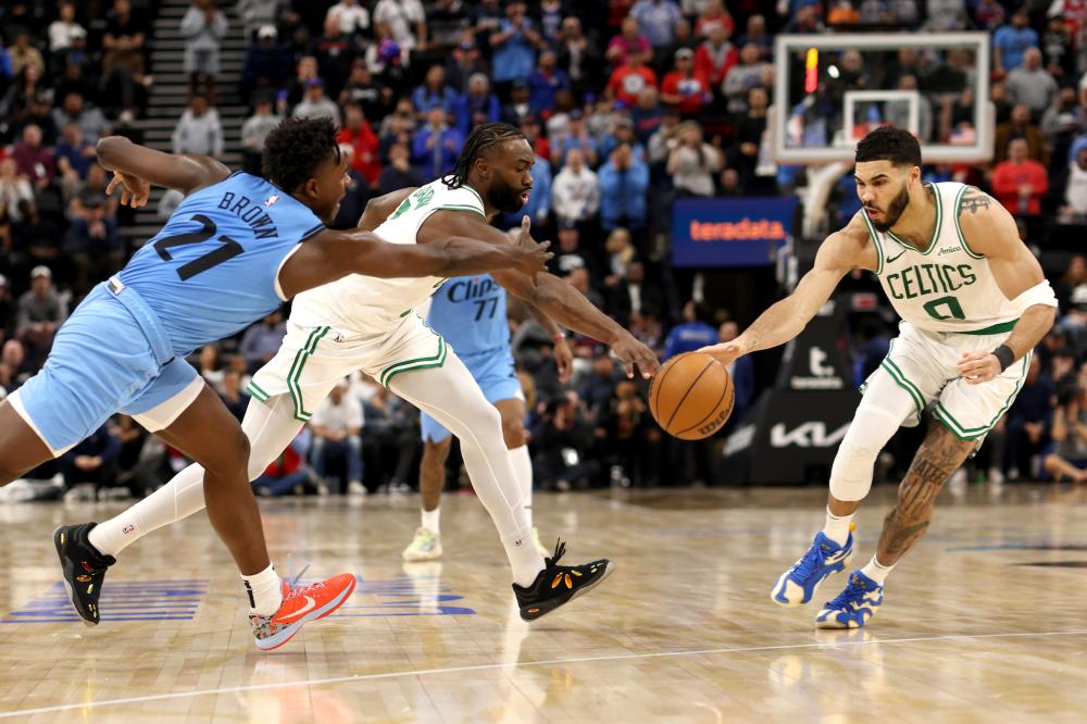 巩固客场实 巩固客场实