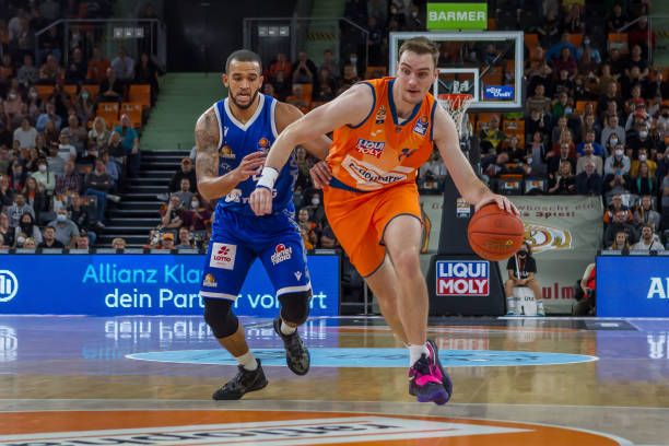 他的传球选 他的传球选